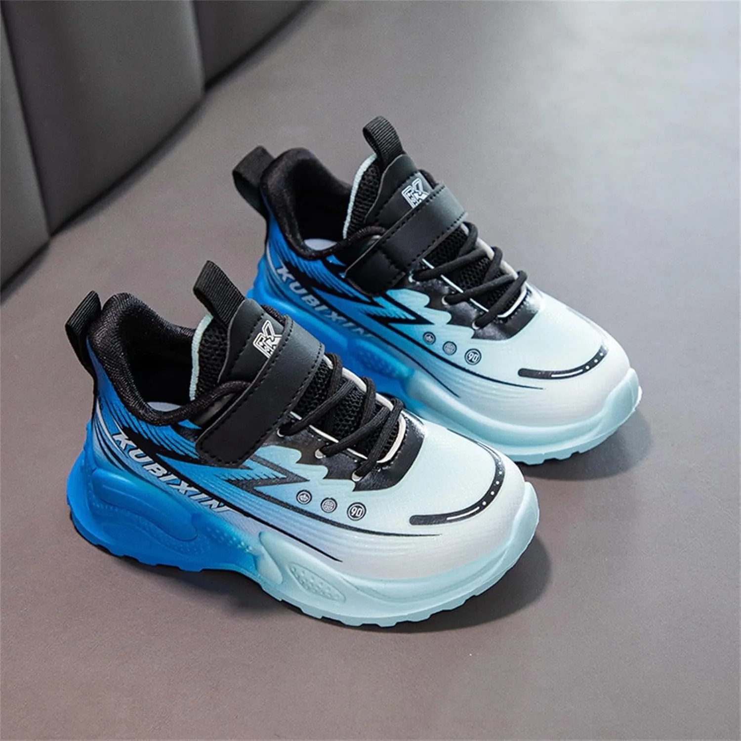 Boys Basketball Shoes, Kids High Top Sneakers, Youth Thick Sole Non Slip Comfortable Shoes with Big Girls High Tops