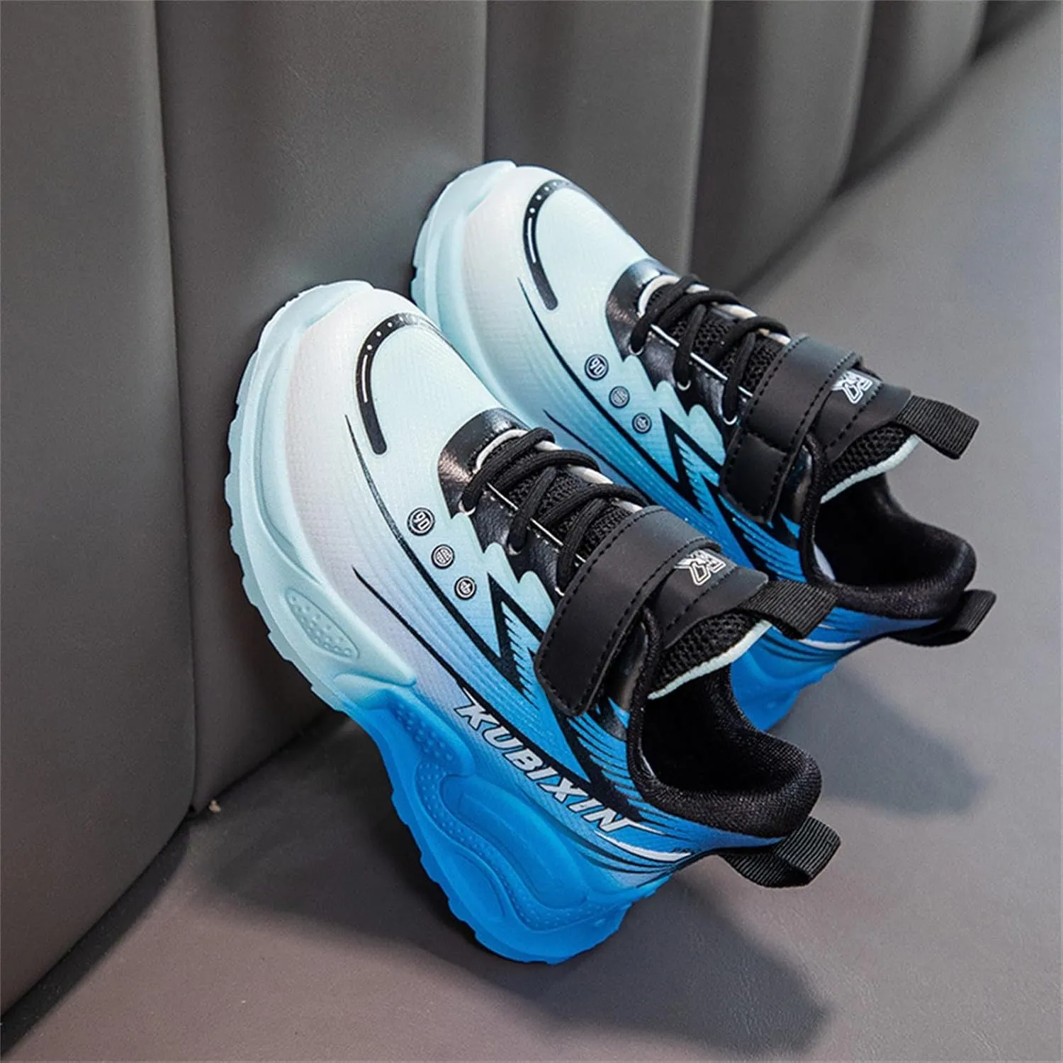 Boys Basketball Shoes, Kids High Top Sneakers, Youth Thick Sole Non Slip Comfortable Shoes with Big Girls High Tops