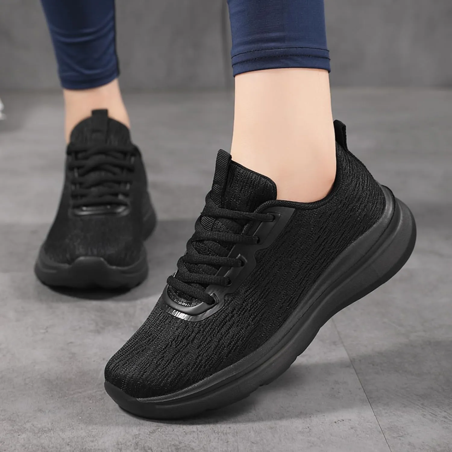 Breathable Diabetic Shoes for Men Casual Sneaker Mesh Breathable Walking Shoe Lightweight Elderly Slip on Shoes