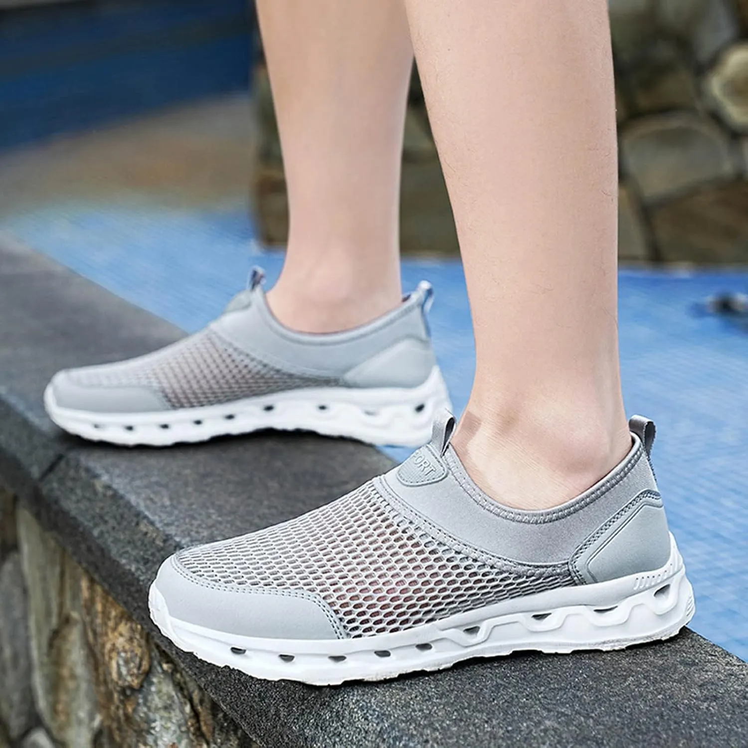 Breathable Diabetic Shoes for Men Lightweight Breathable Slip on Running Shoe Lightweight Elderly Slip on Shoes