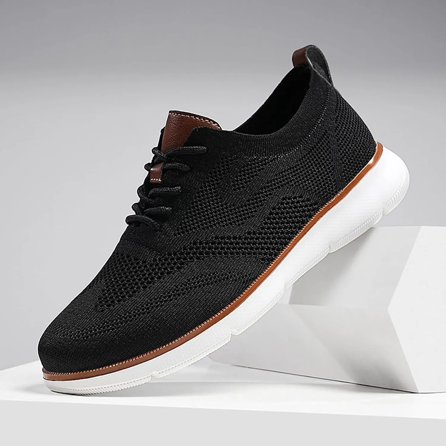 Breathable Men Running Shoes Fashion Mesh Breathable Lace up Casual Summer Comfortable Outdoor Walking Running Sneakers for Men