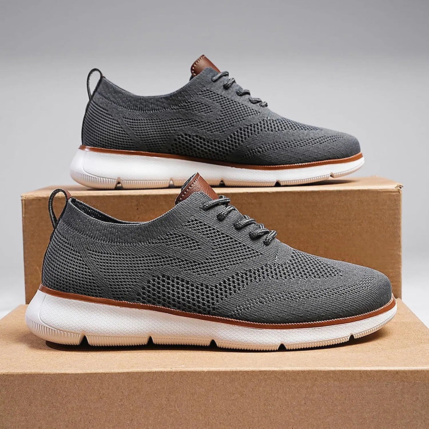 Breathable Men Running Shoes Fashion Mesh Breathable Lace up Casual Summer Comfortable Outdoor Walking Running Sneakers for Men