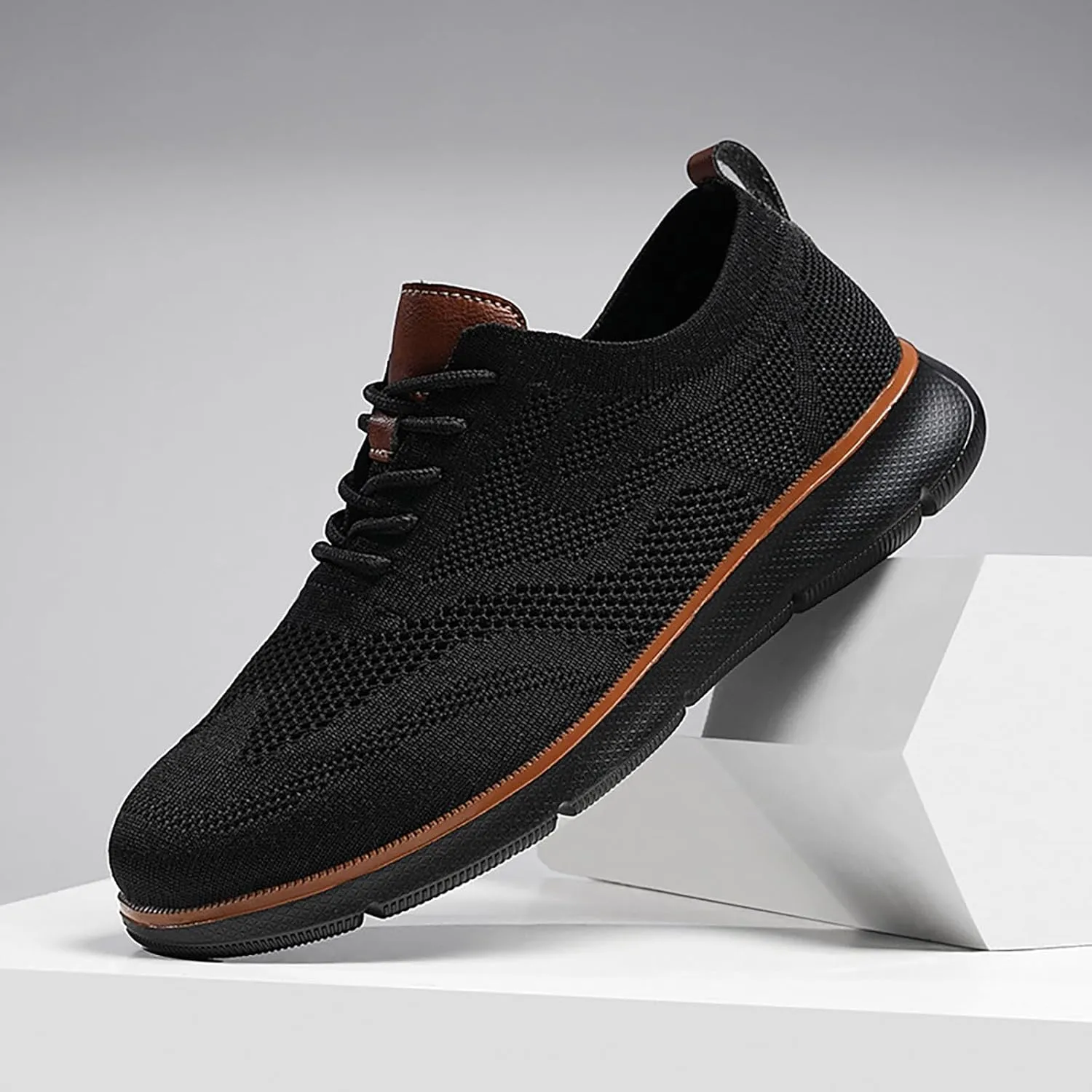 Breathable Men Running Shoes Fashion Mesh Breathable Lace up Casual Summer Comfortable Outdoor Walking Running Sneakers for Men