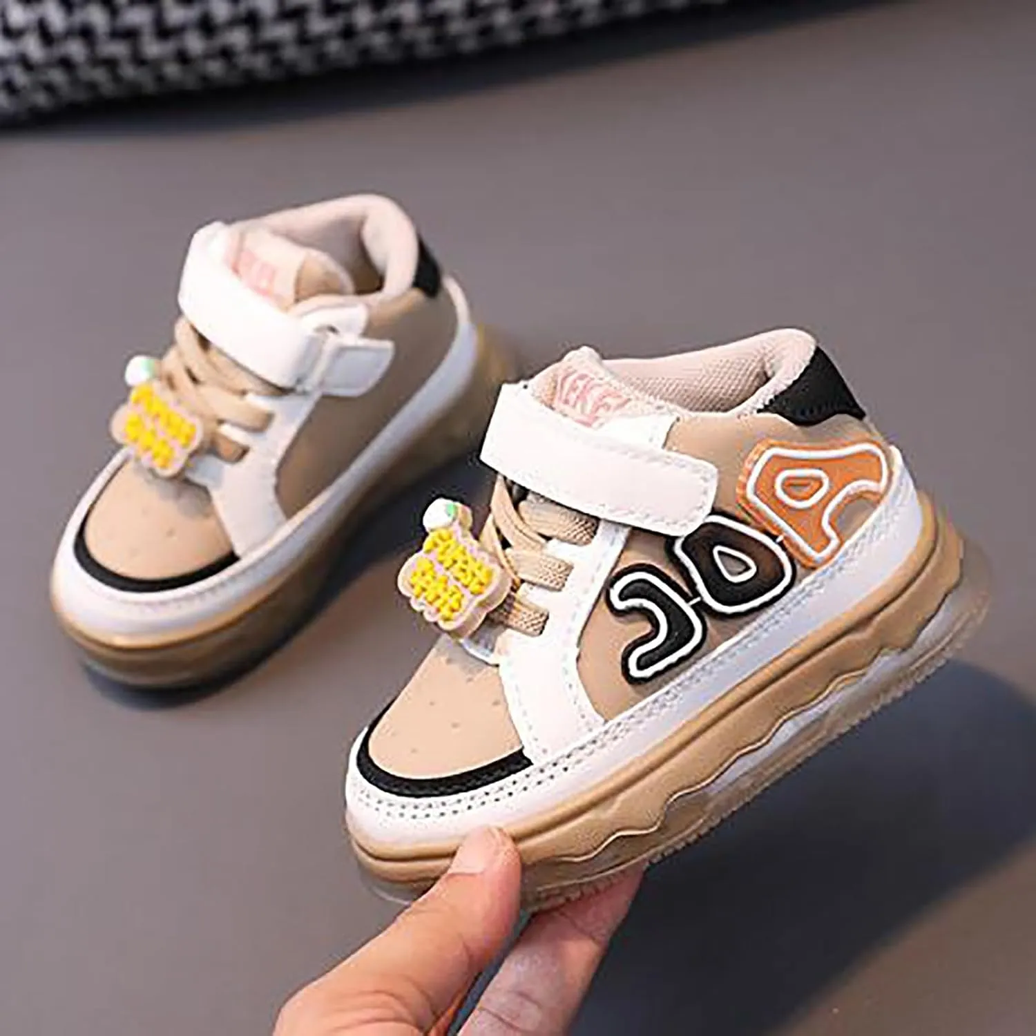 Cathalem Sneakers for Girls Boys, Baby Toddler LED Light Sneakers Walking Shoes 1-6 Years Old Kids Mesh Sport Running Shoes