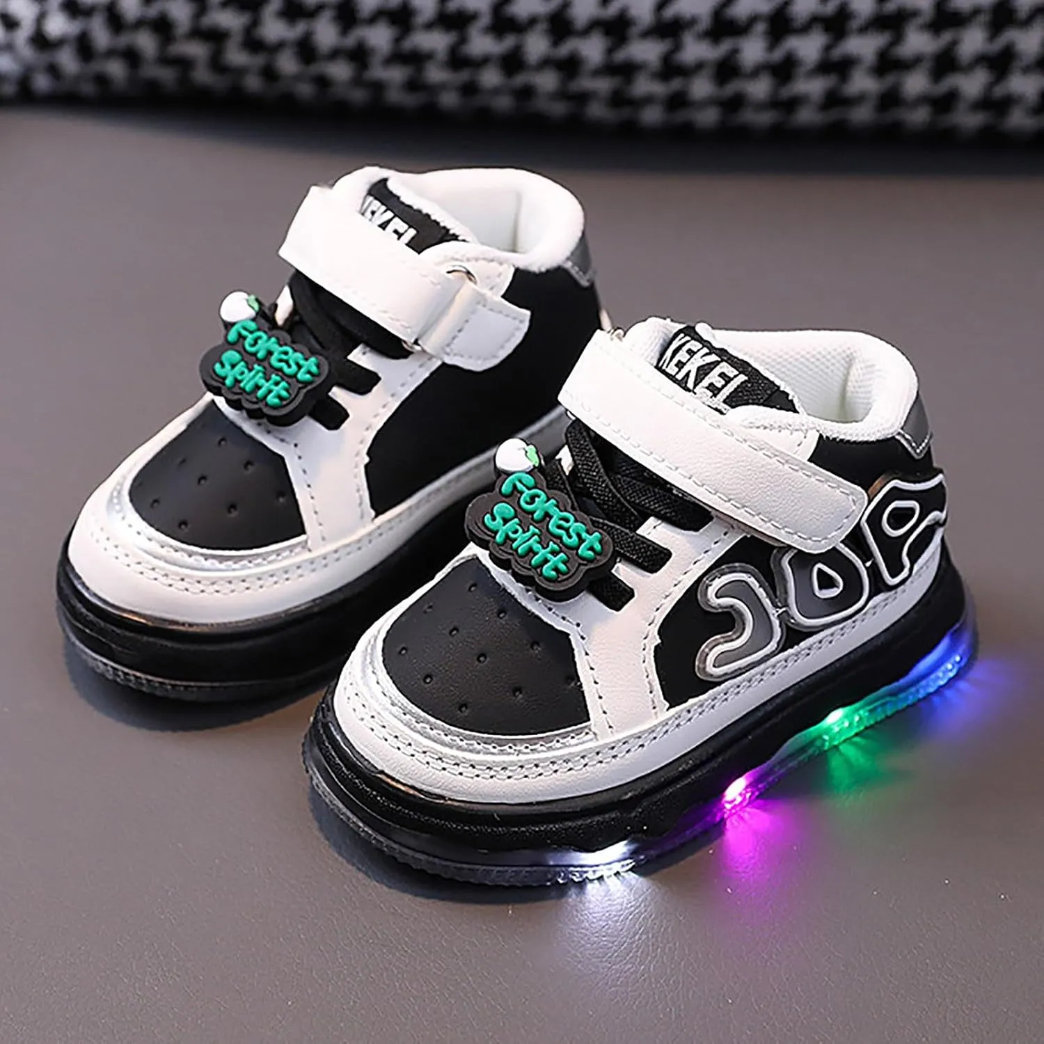 Cathalem Sneakers for Girls Boys, Baby Toddler LED Light Sneakers Walking Shoes 1-6 Years Old Kids Mesh Sport Running Shoes