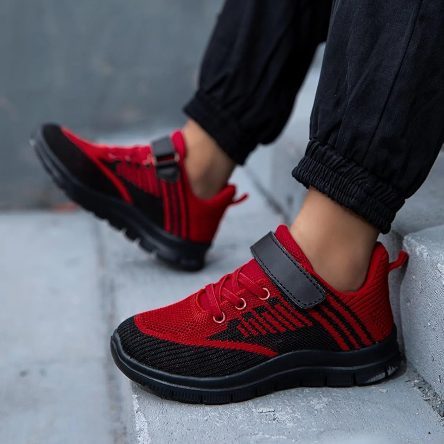 Fashion All Season Children Boys Sports Shoes Flat Thick Bottom Lightweight Non Slip Lace Up Hook Loop Shoes Kids Boys