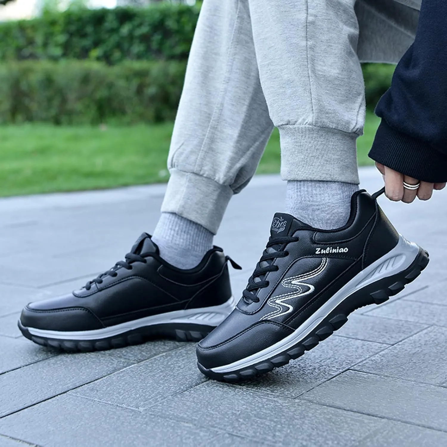 Fashion Sport Shoes for Men Comfortable Breathable Stretch Canvas Slip on Sneaker Men's Comfortable Dress Shoes