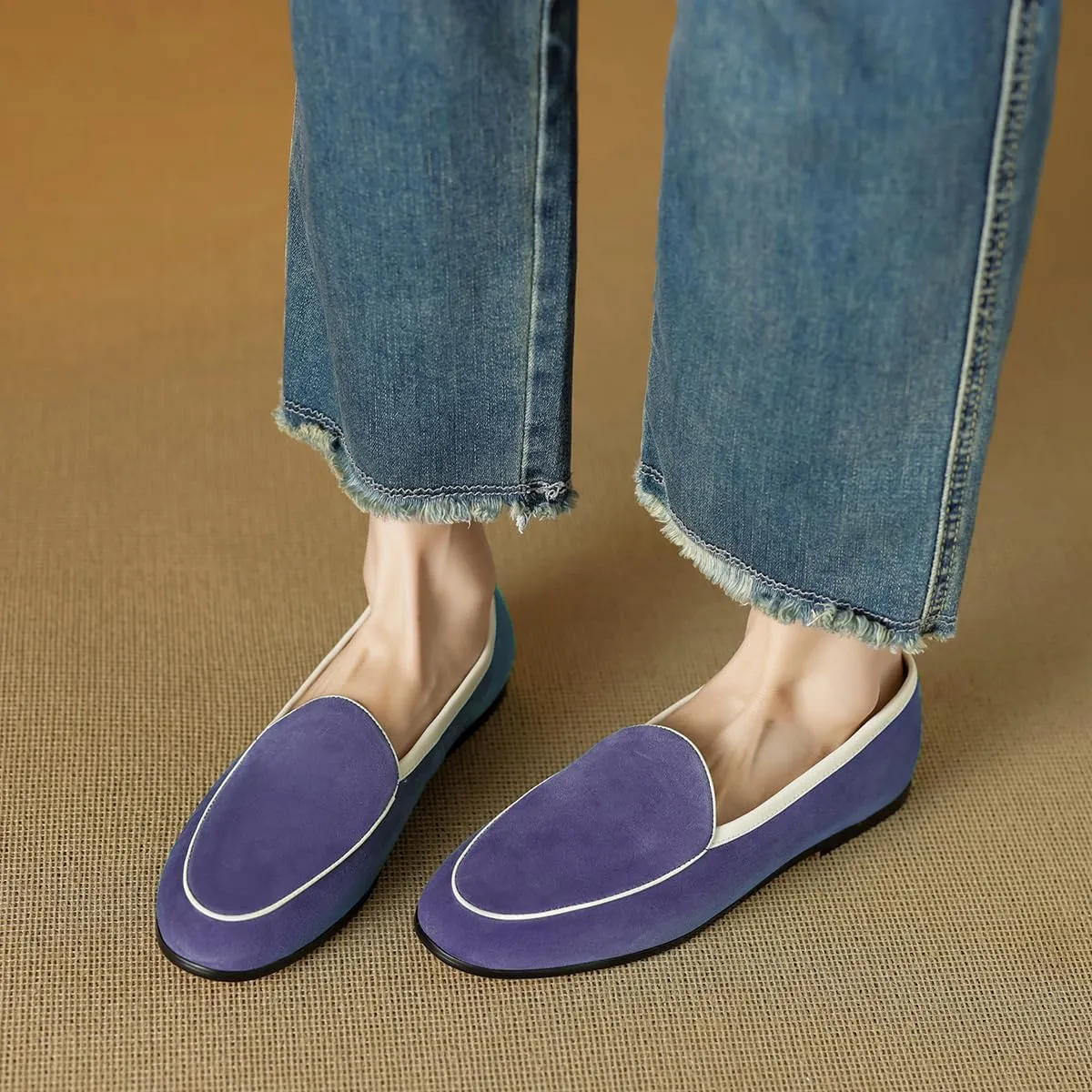 LEHOOR Women Comfy Flat Suede Loafers Round Closed Toe Slip On Penny Loafer Comfortable Ballet Flats Two-Toned Office Work Flat Shoes Ladies Ballerina Flats Classic Daily Driver Club Spring 4-11 M US