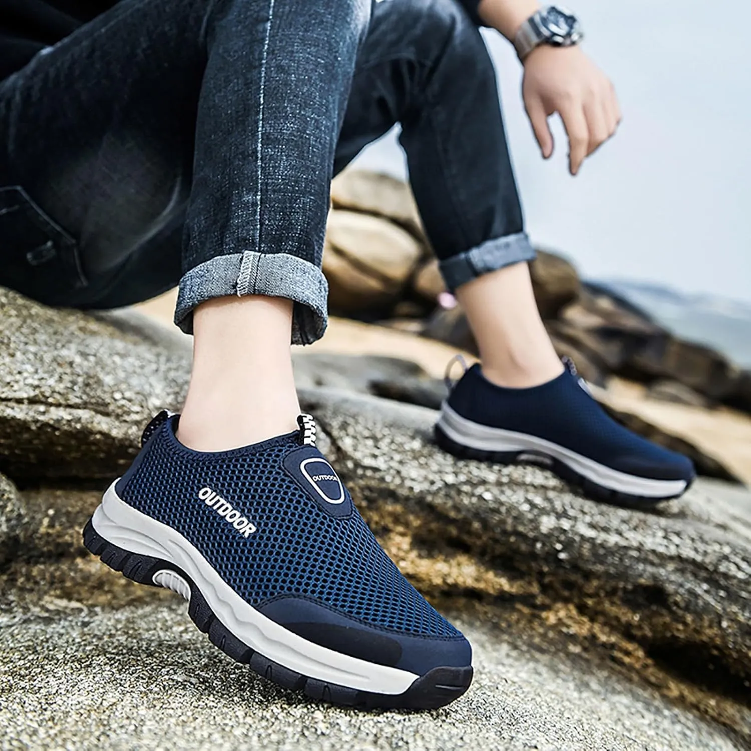Men Shoes Comfortable Soft Sole Breathable Casual Shoes Summer Mesh Hollow Breathable Mens Casual Sneaker
