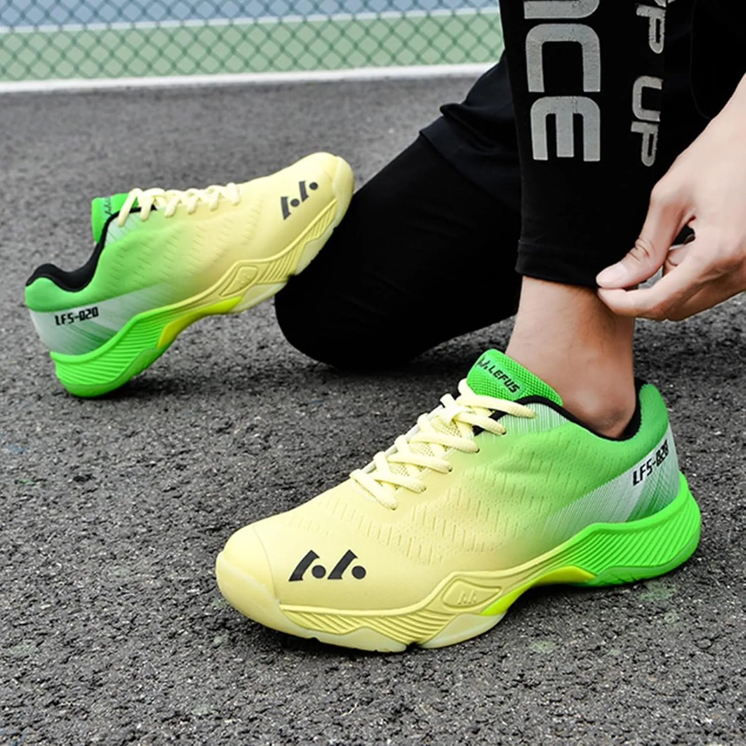 Men's Badminton Tennis Shoes Lightweight Table Tennis Volleyball Sport Trainers Anti-Slip Shock-Absorbing Pickleball Squash Sneakers