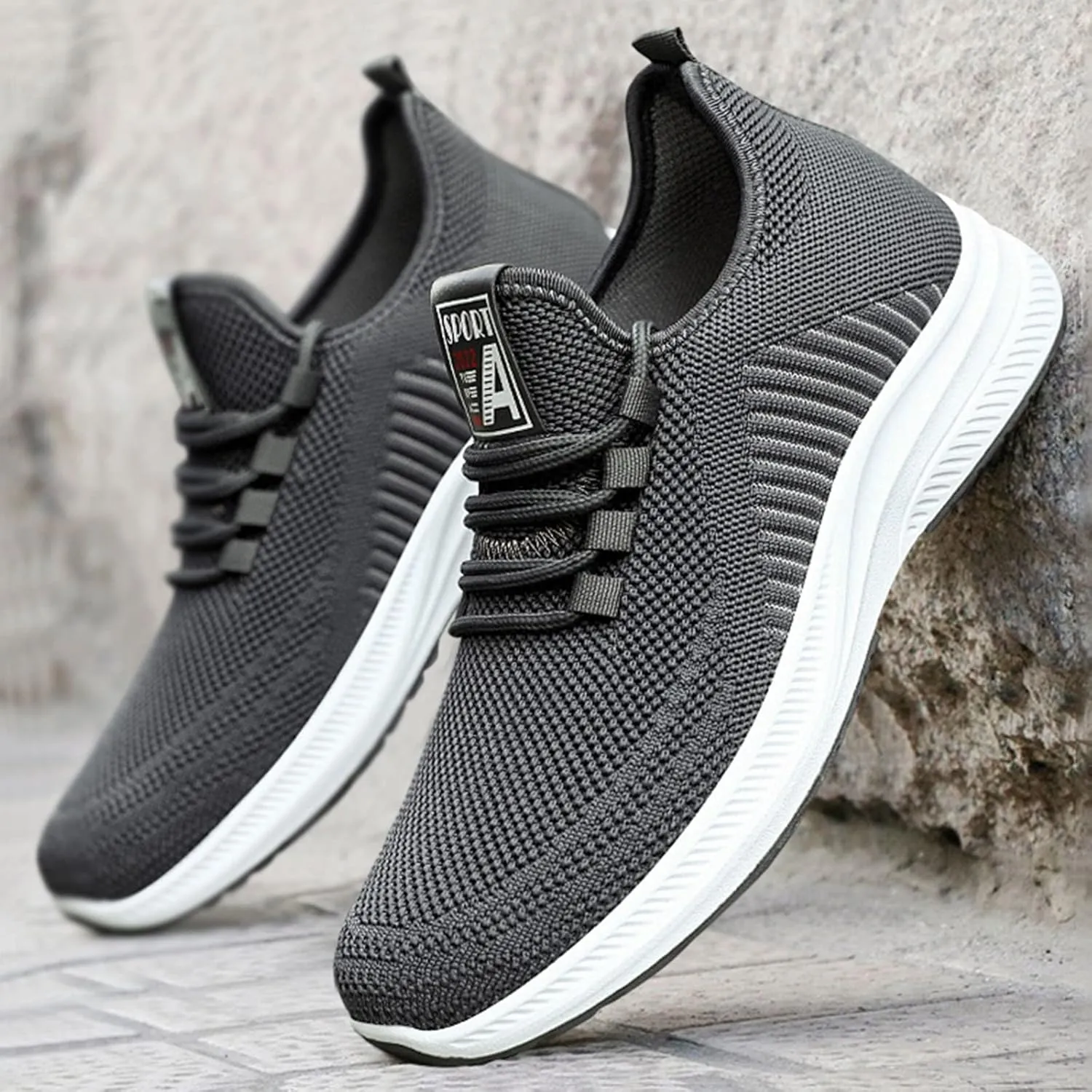 Men's Breathable Stretch Workout Shoes Portable Non Slip Fitness Workout Shoe Men's Comfortable Diabetic Shoes