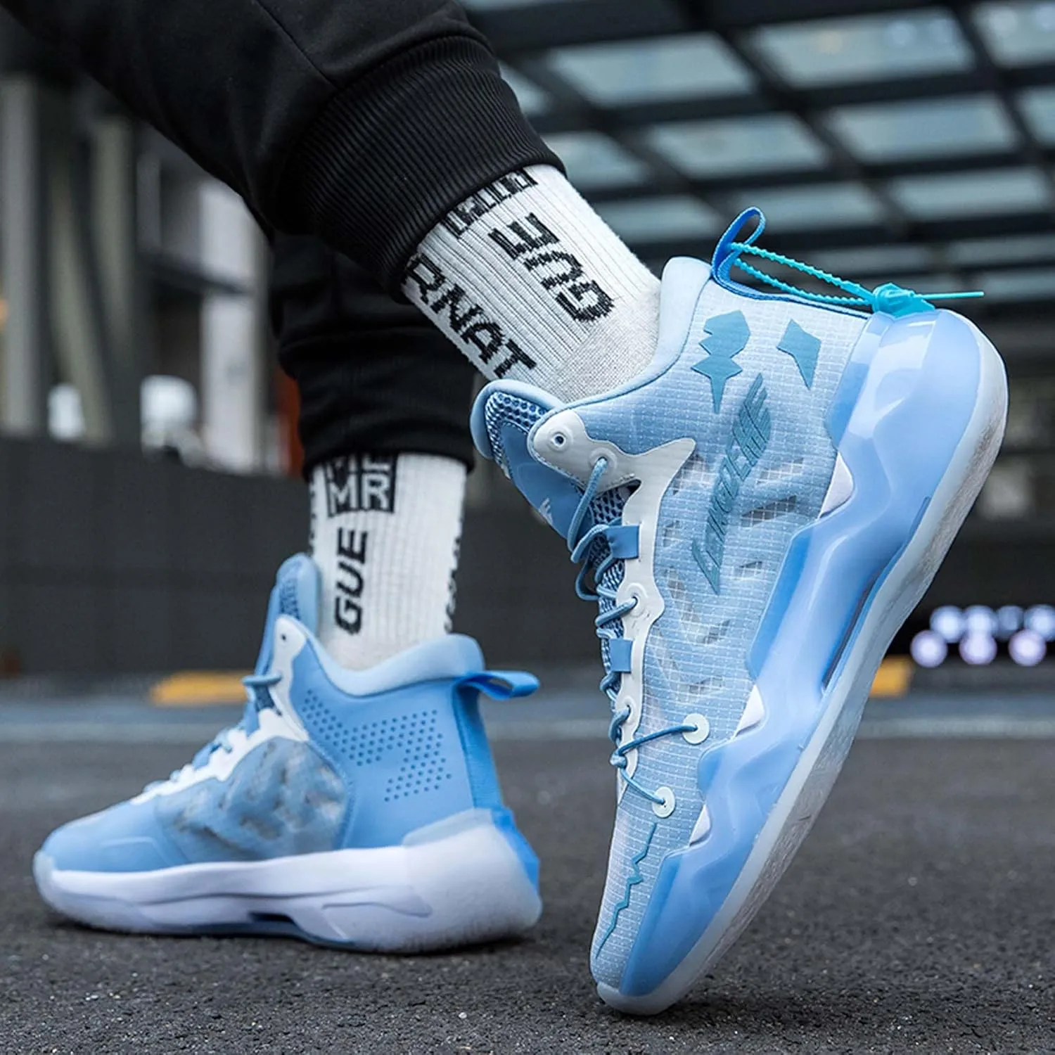 Men's Fashion Basketball Shoes Sneakers Women's High Top Breathable Tennis Running Shoes Comfortable Non-Slip Arch Support Team Training Shoes