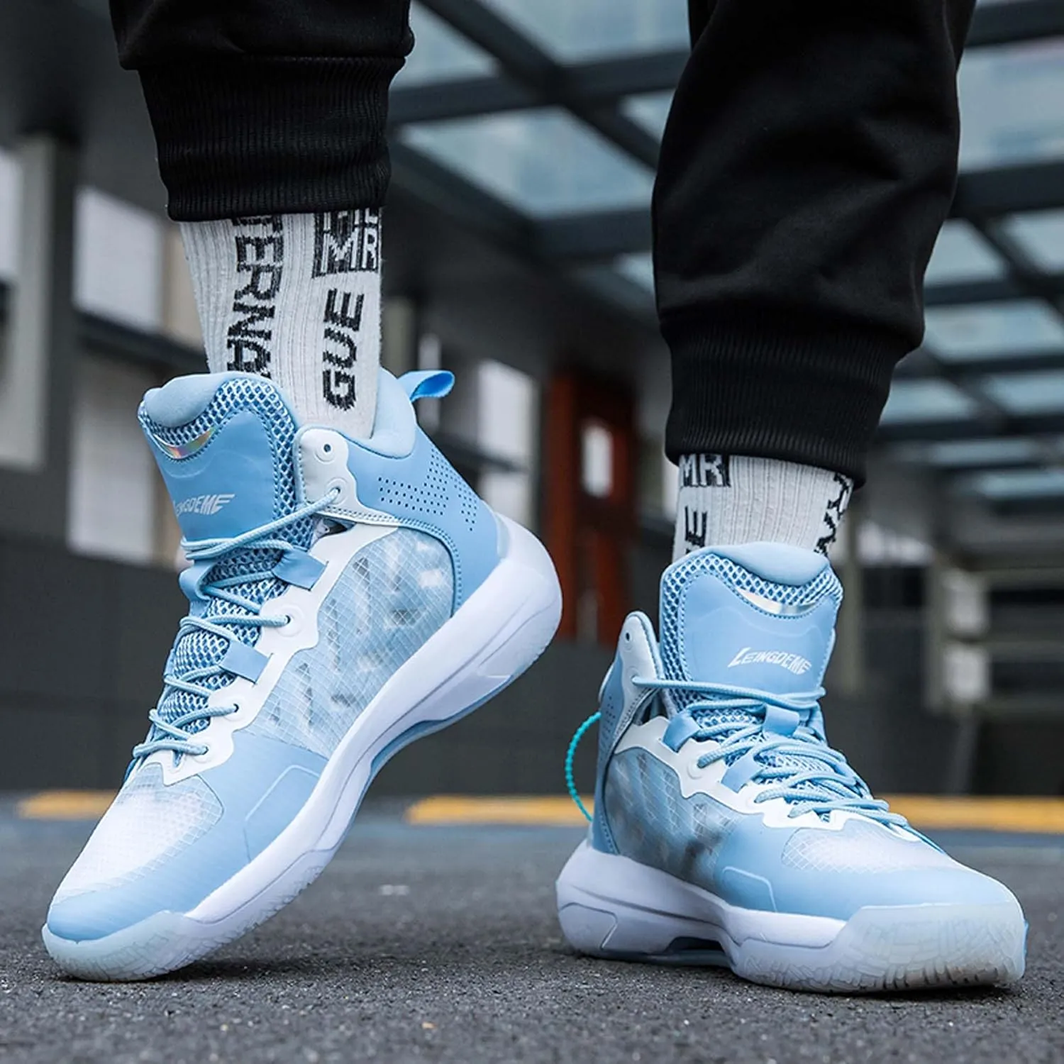 Men's Fashion Basketball Shoes Sneakers Women's High Top Breathable Tennis Running Shoes Comfortable Non-Slip Arch Support Team Training Shoes