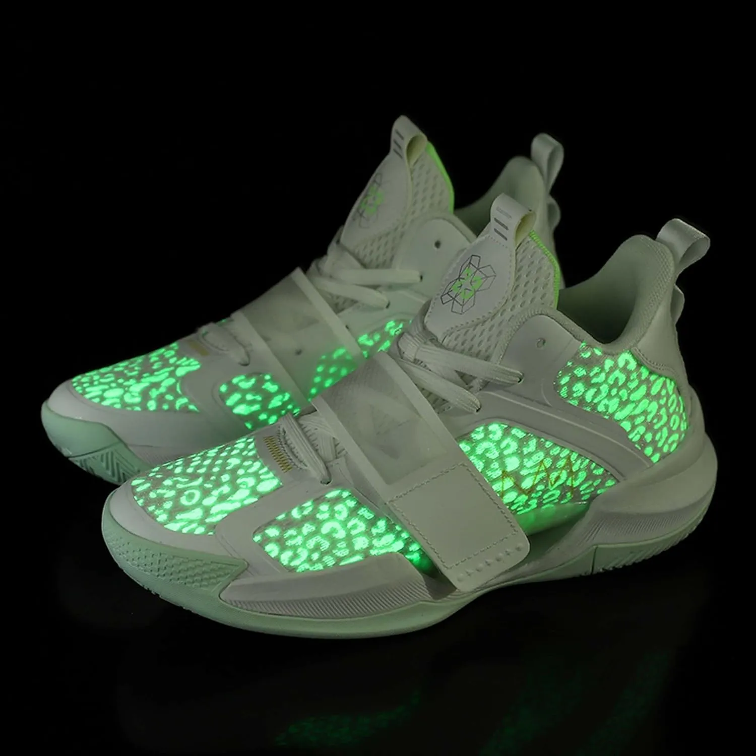 Men's High Top Basketball Shoes Fashion Graffiti Sneakers Non-Slip Breathable Women's Running Tennis Shoes Outdoor Casual Walking Shoes