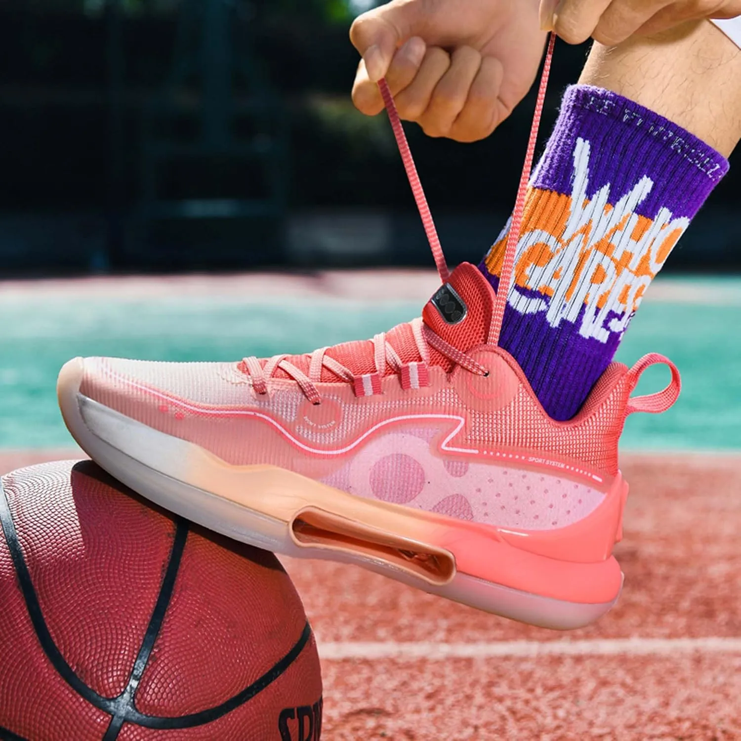 Men's High Top Basketball Shoes Teenagers High Top Running Sneakers Breathable Anti-Slip Outdoor Training Shoes Women's Lightweight Rebound Fitness Basketball Tennis Sneakers