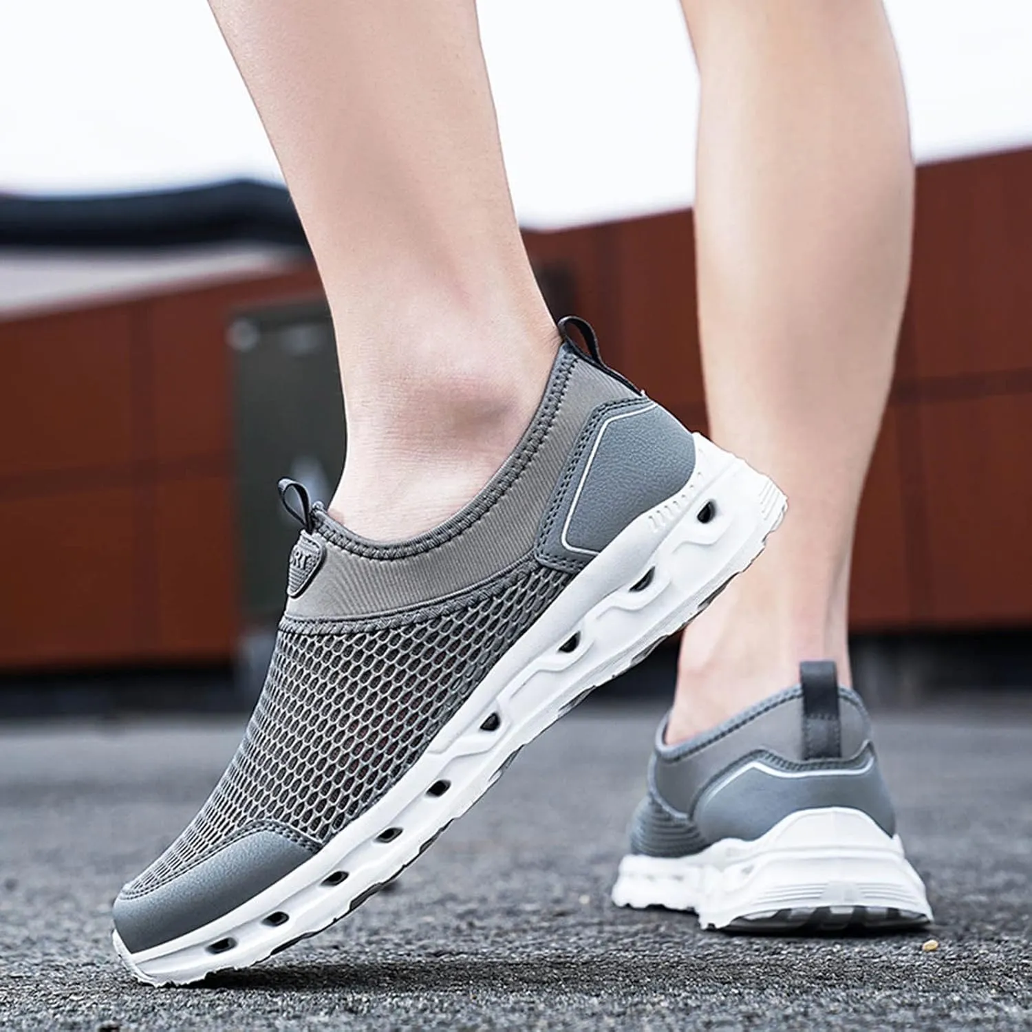 Men's Non Slip Barefoot Minimalist Shoes Breathable Casual Comfortable Walking Sneaker Memory Foam Hiking Shoes