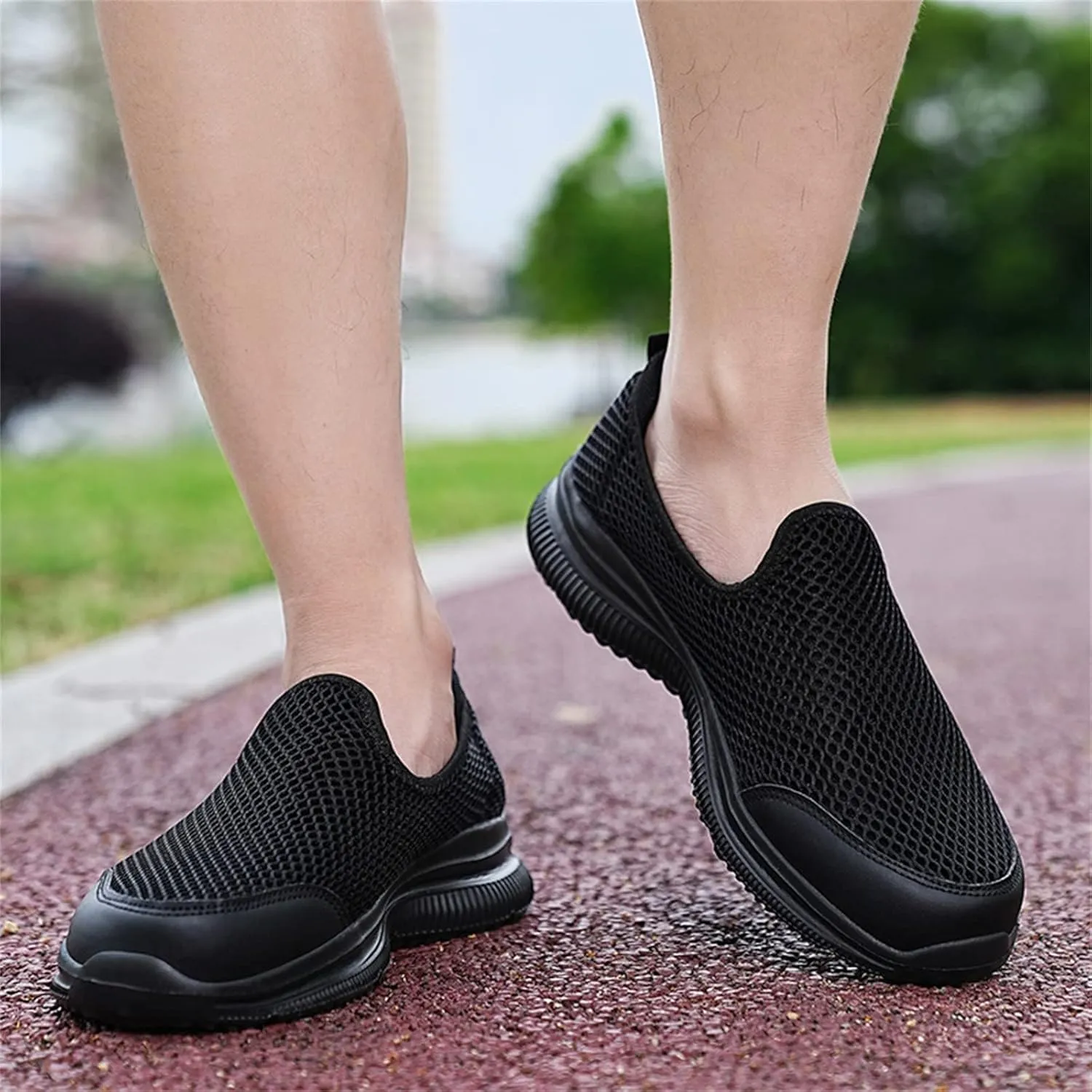Men's Non Slip Running Shoes Ultra Light Breathable Casual Walking Shoes Fashion Sneakers Mesh Workout Sports Shoes