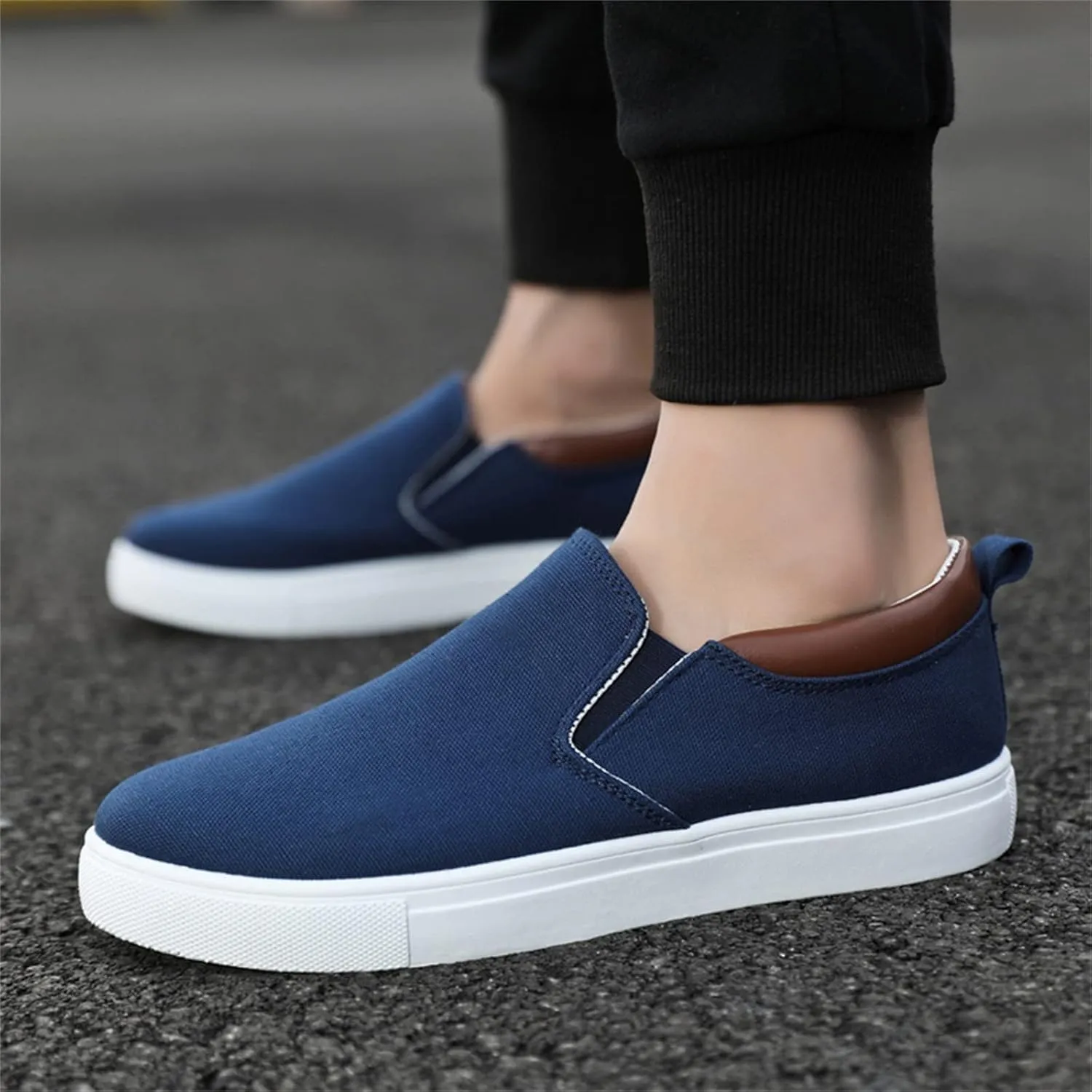Men's Orthopedic Comfortable Slip-On Shoes Comfortable Lightweight Casual Walking Shoe Convenient Slip On Shoes