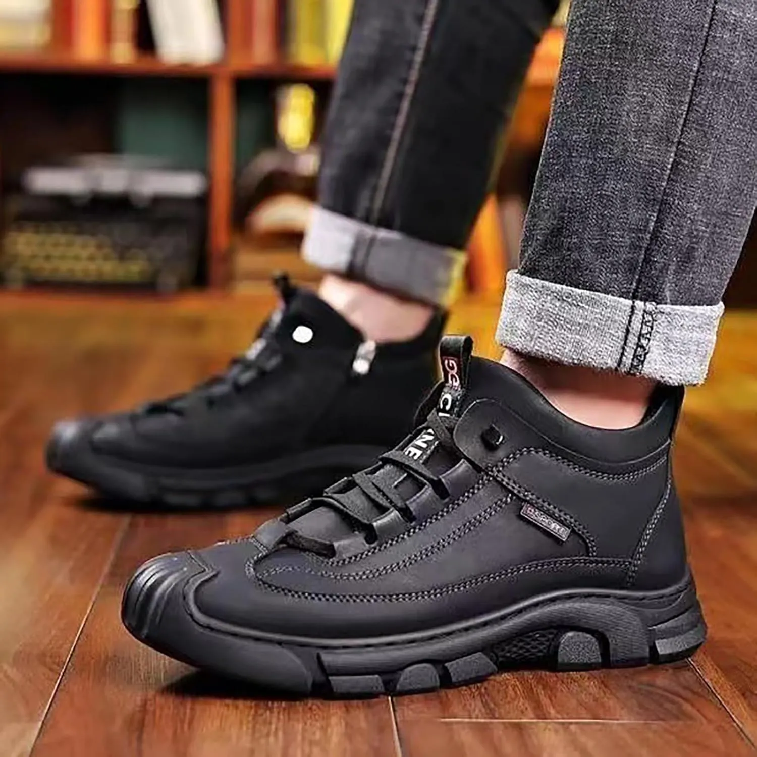 Mens Slip on Shoes Extra Wide Sneakers Men's Comfortable Walking Shoes Tennis Comfortable White Mens Shoes