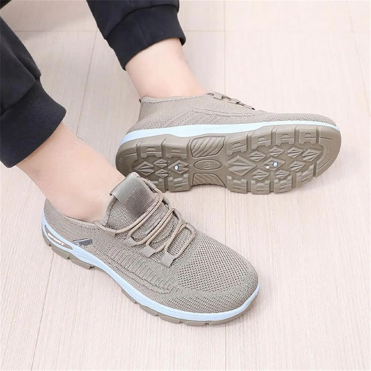 Mmoneyake Women's Slip On Walking Running Shoes Wide Toe Box Shoes Extra Wide Width Sneakers Ultra Light Road Running Shoe Non-Slip Walking Tennis Shoe Lightweight Casual Sneakers for Gym Travel Work