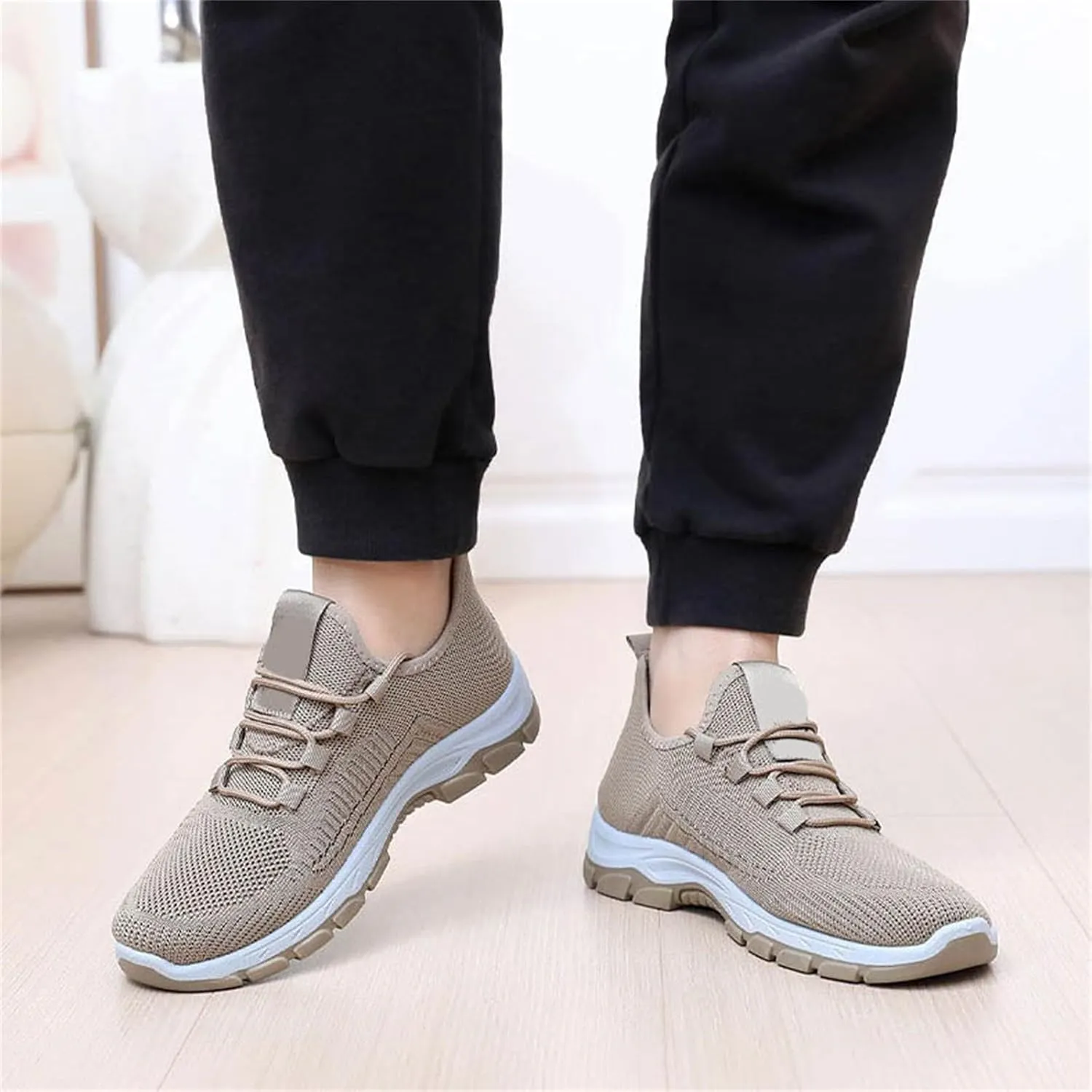 Mmoneyake Women's Slip On Walking Running Shoes Wide Toe Box Shoes Extra Wide Width Sneakers Ultra Light Road Running Shoe Non-Slip Walking Tennis Shoe Lightweight Casual Sneakers for Gym Travel Work