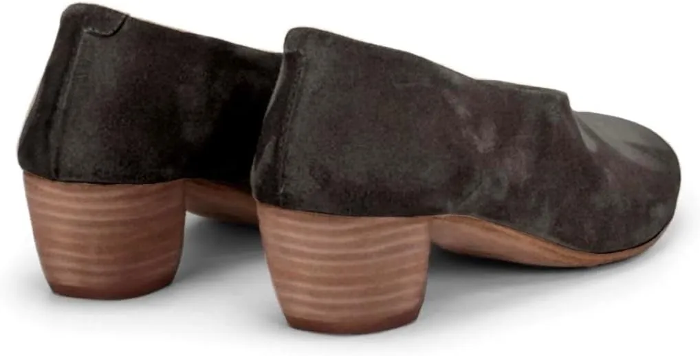 MOOMMO Women Chunky Stacked Heel Loafers Suede Round Toe Loafer Pumps Vintage 2 inch Block Heel Dress Shoes Slip on Closed Toe Loafer Heels Office Ladies Casual Comfort Cute Retro 4-11 M US