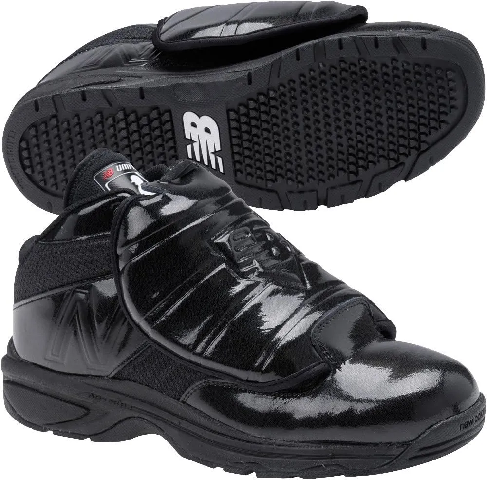 New Balance Men's 460 V3 Umpire Low-Cut Baseball Shoe