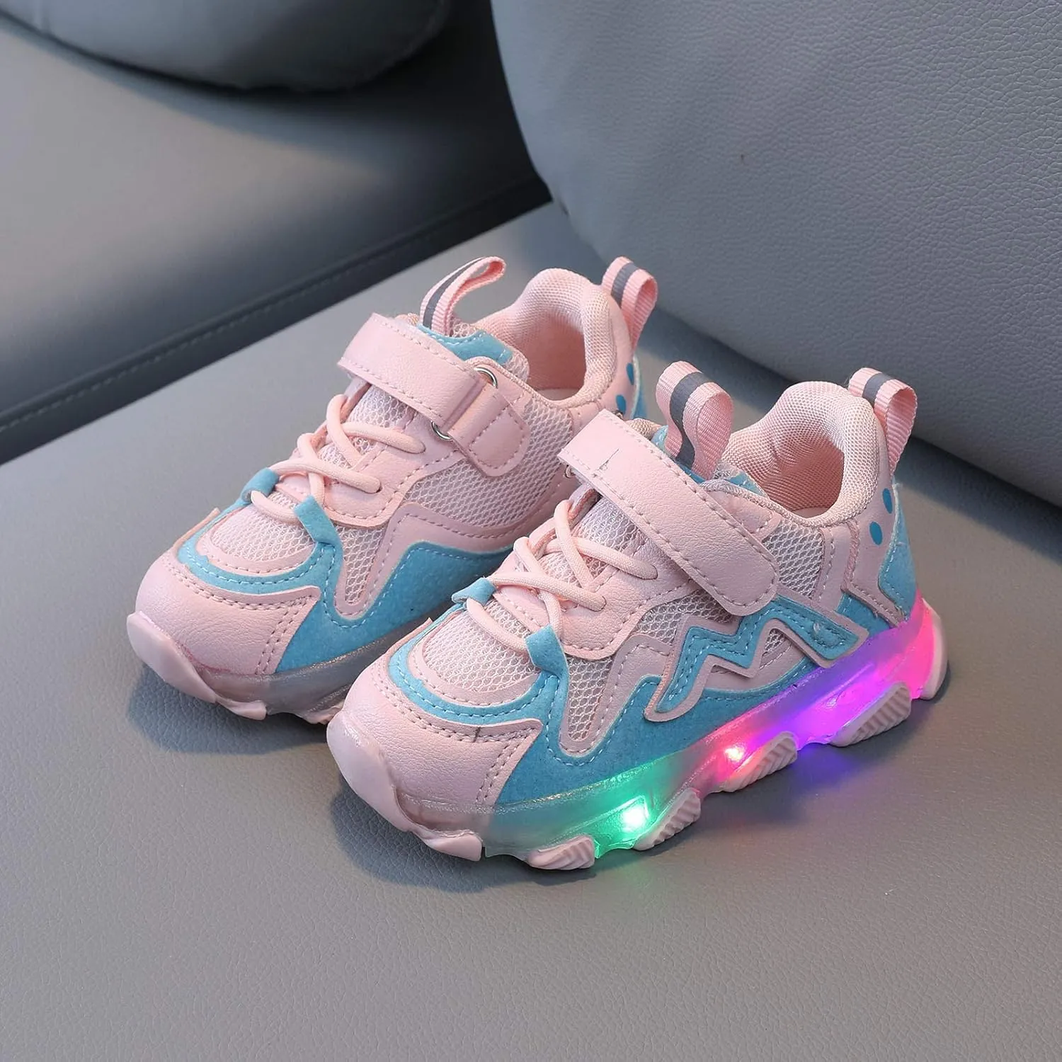 Sneakers for Girls Light Up Running Shoes with Hook and Loop Lightweight Breathable Anti-Slip LED Flashing Sneakers for Kids