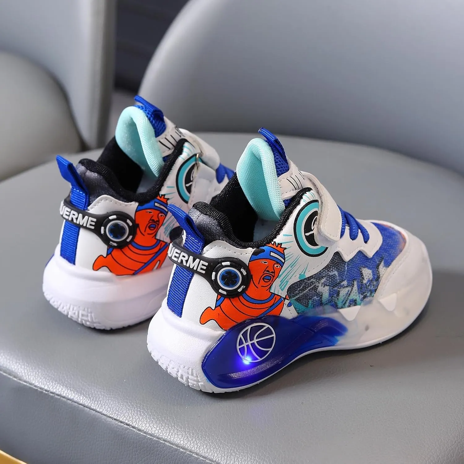 Sneakers for Girls Luminous Breathable Light Up Shoes for Kids Hook and Loop Flashing Comfortable Running Walking Shoes