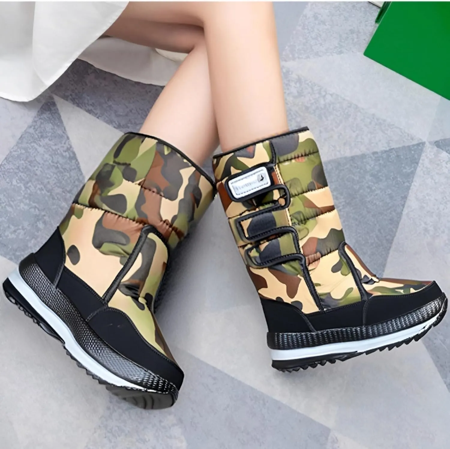 Snow Boots for Women Waterproof Warm Fur Lined Boots Winter Hiking Boots Non-Slip Comfortable Mid Calf Outdoor Boots