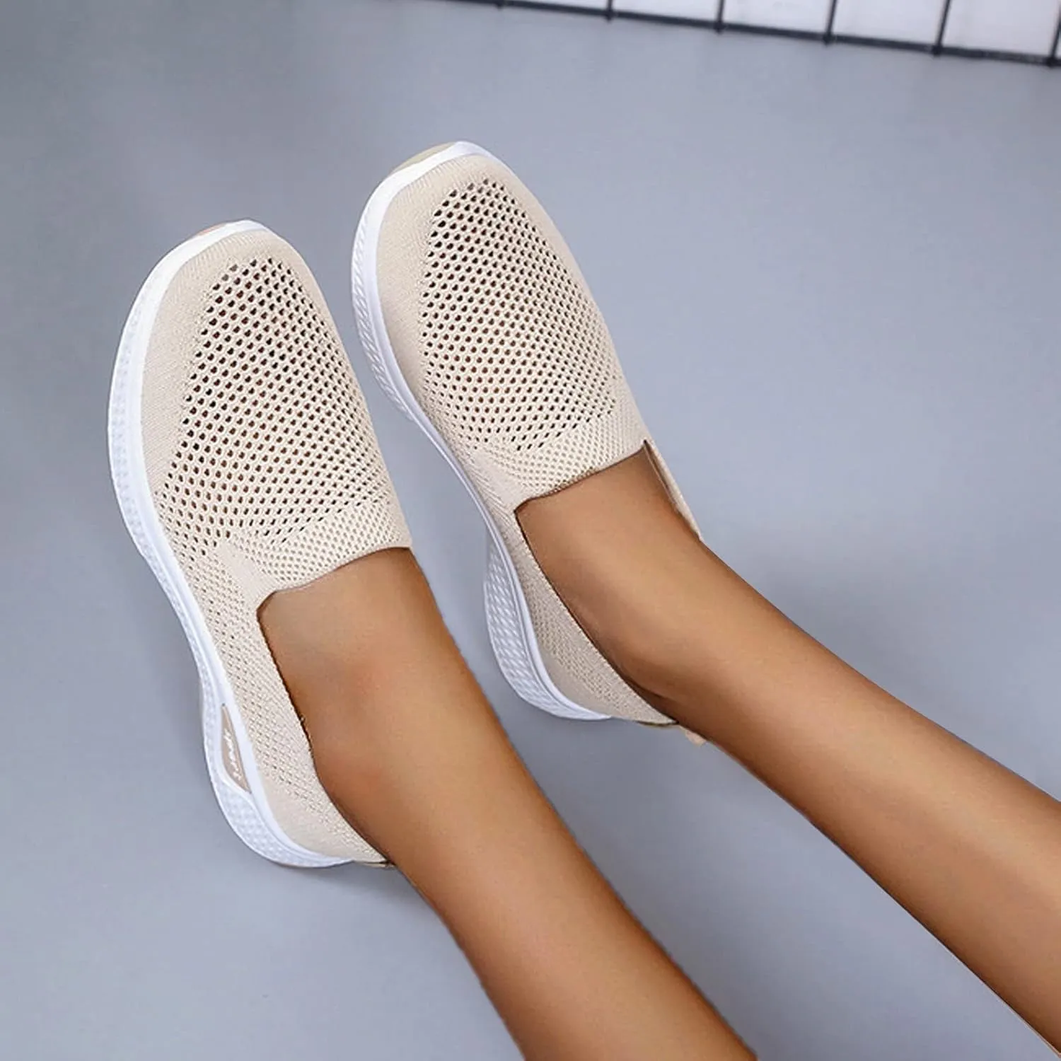 Women Casual Slip On Sneakers Breathable Walking Shoes Lightweight Canvas Comfortable Flats Non Slip Loafers