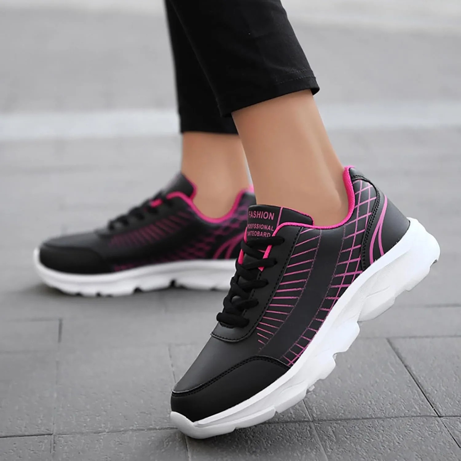 Women Lightweight Slip On Shoes Casual Comfortable Walking Sneakers Canvas Flats Non Slip Breathable Loafers