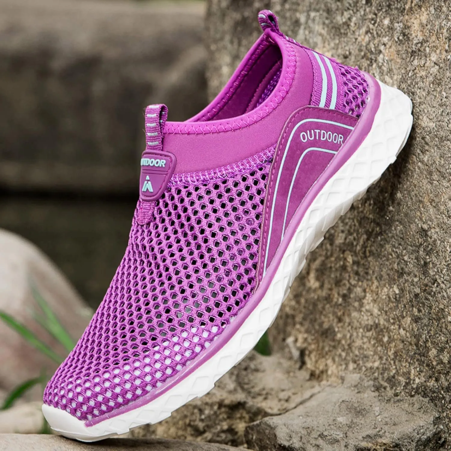 Women Slip On Casual Sneakers Comfortable Walking Shoes Lightweight Canvas Flats Non Slip Breathable Loafers