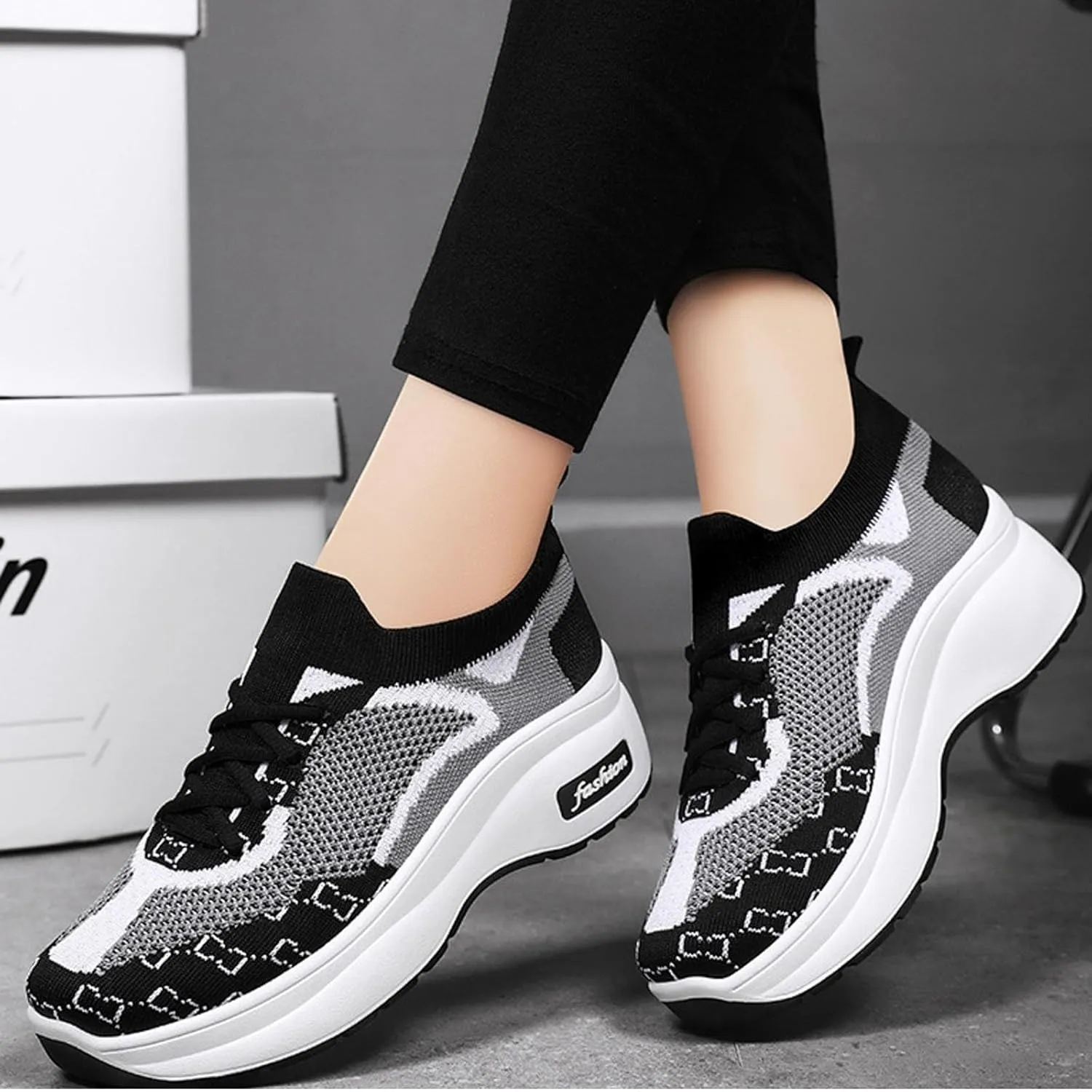 Women's Casual Breathable Mesh Sneakers Breathable Mesh Slip on Walking Shoes Comfortable Running Tennis Shoe