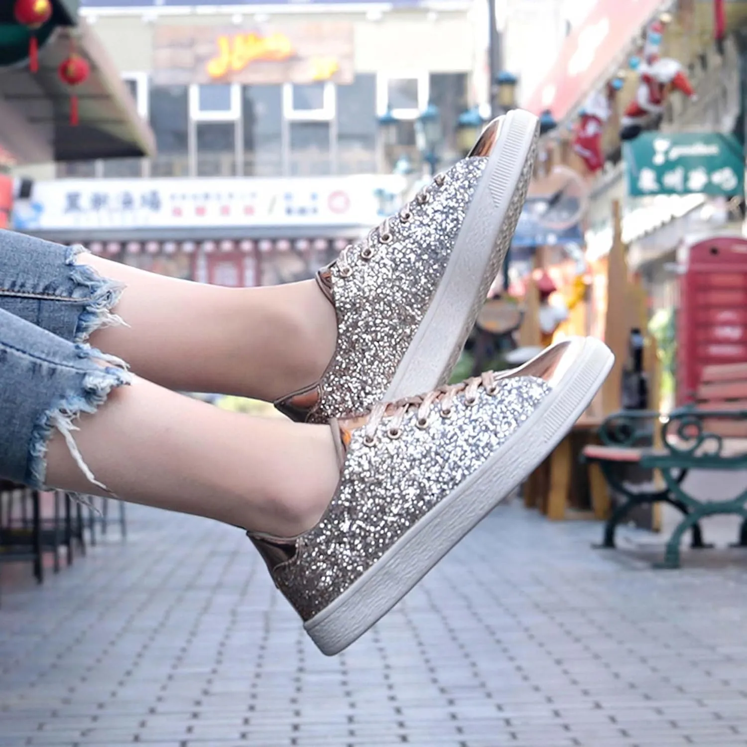 Women's Fashionable Colorful Sports Skateboard Shoes Anti Slip Shock-Absorbing Tennis Shoes Ultra Light Breathable Casual Walking Shoes