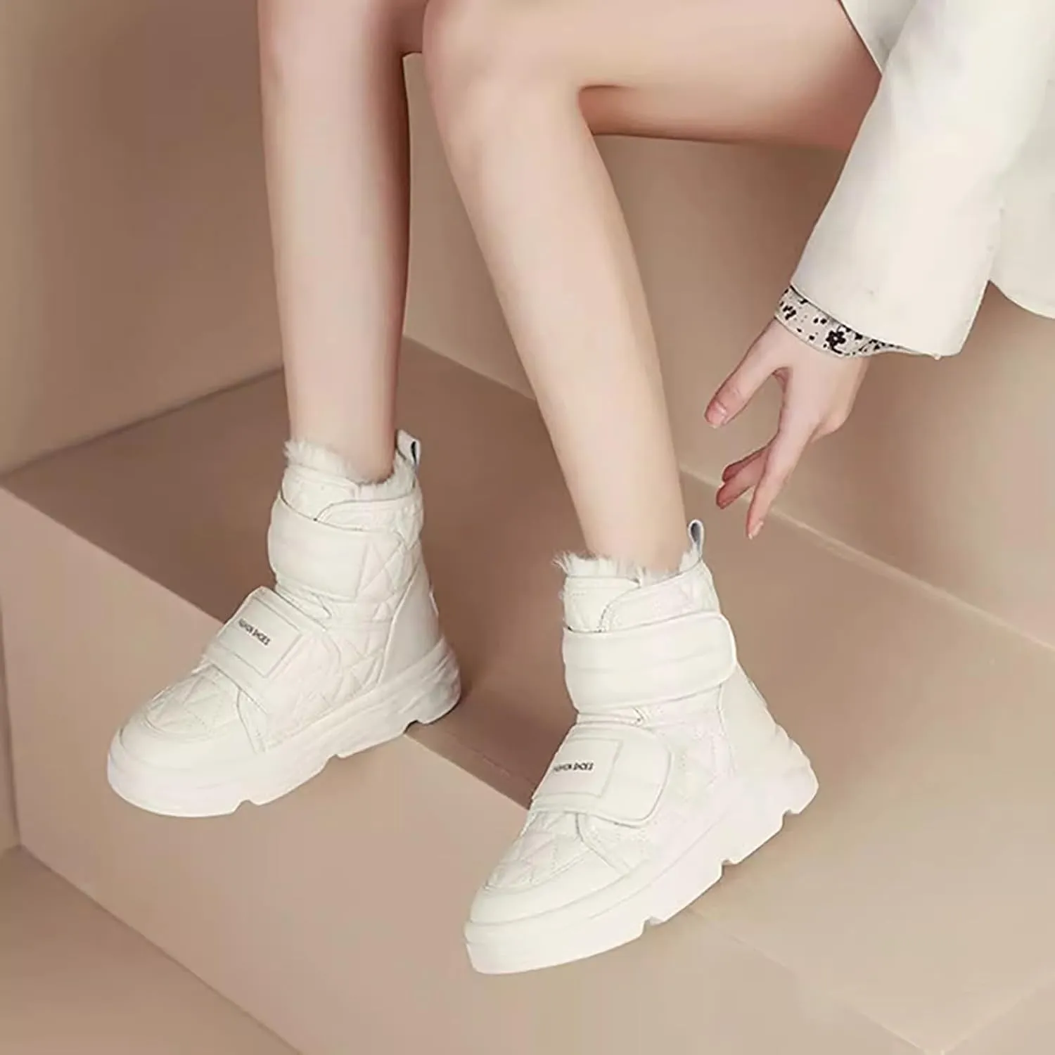 Womens Snow Boots Wide Calf Platform Boots Non Slip Womens Winter Low Top Ankle Shoes