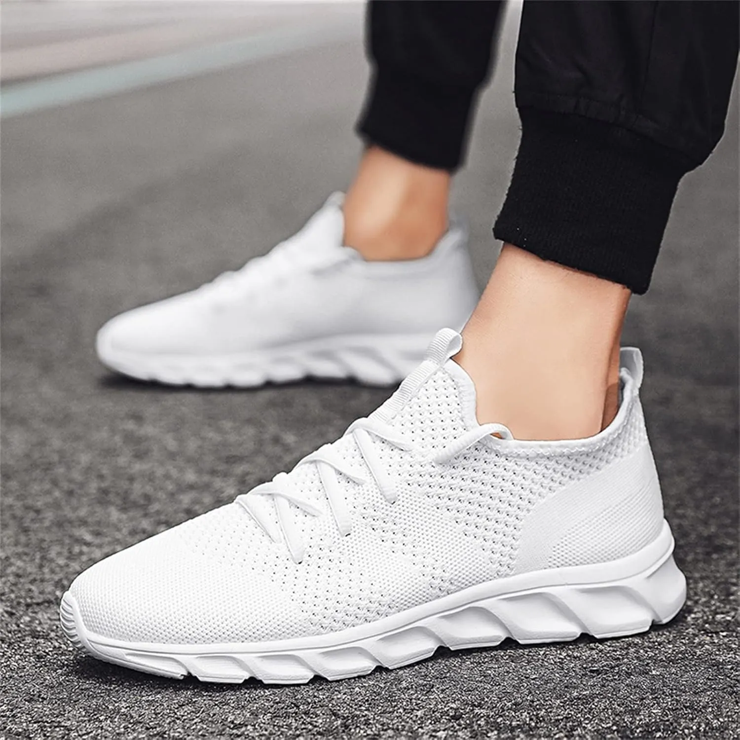 Workout Athletic Sport Shoes for Men Breathable Mesh Comfortable Tennis Shoe Breathable Diabetic Shoes for Men